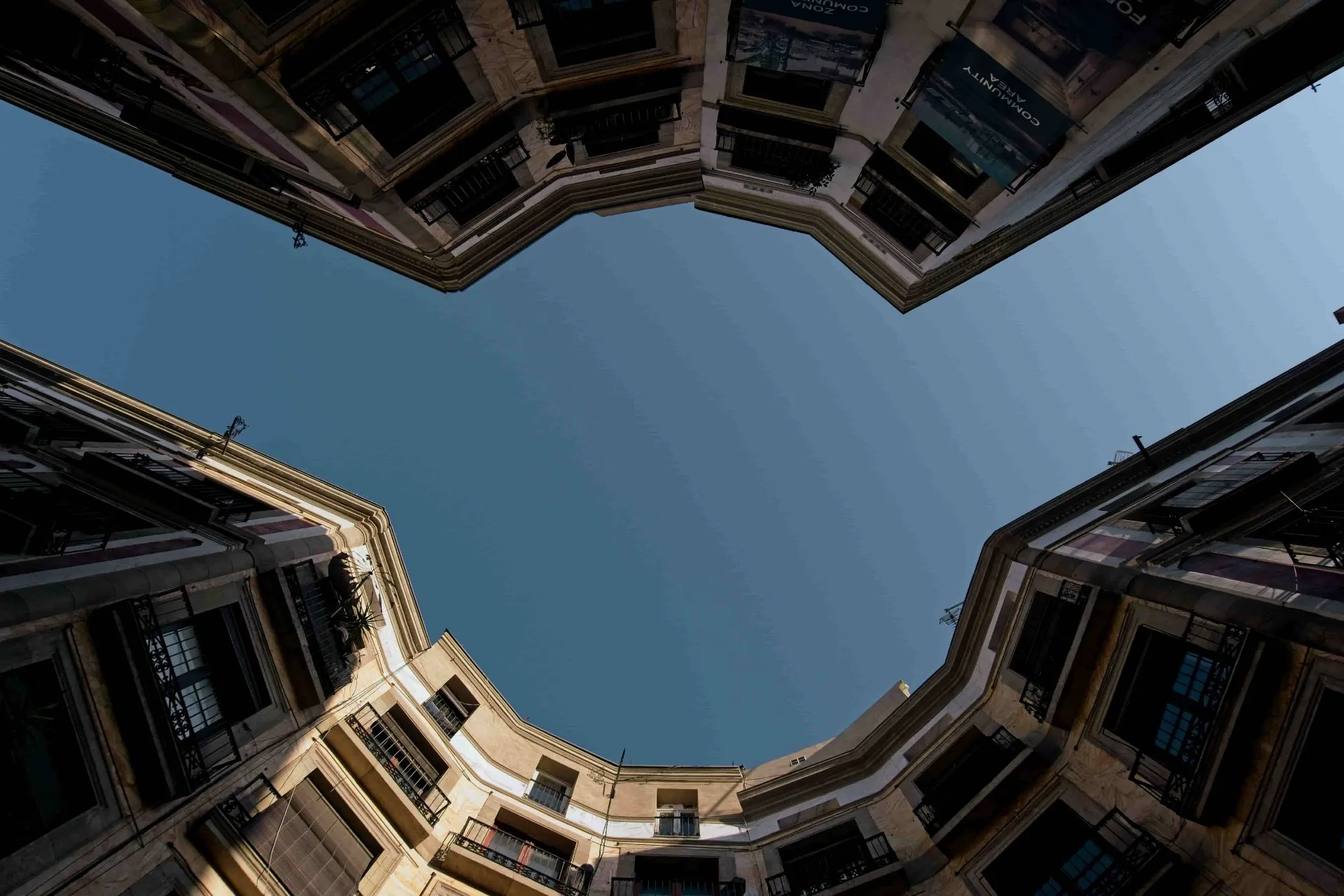 Spanish courtyard architecture