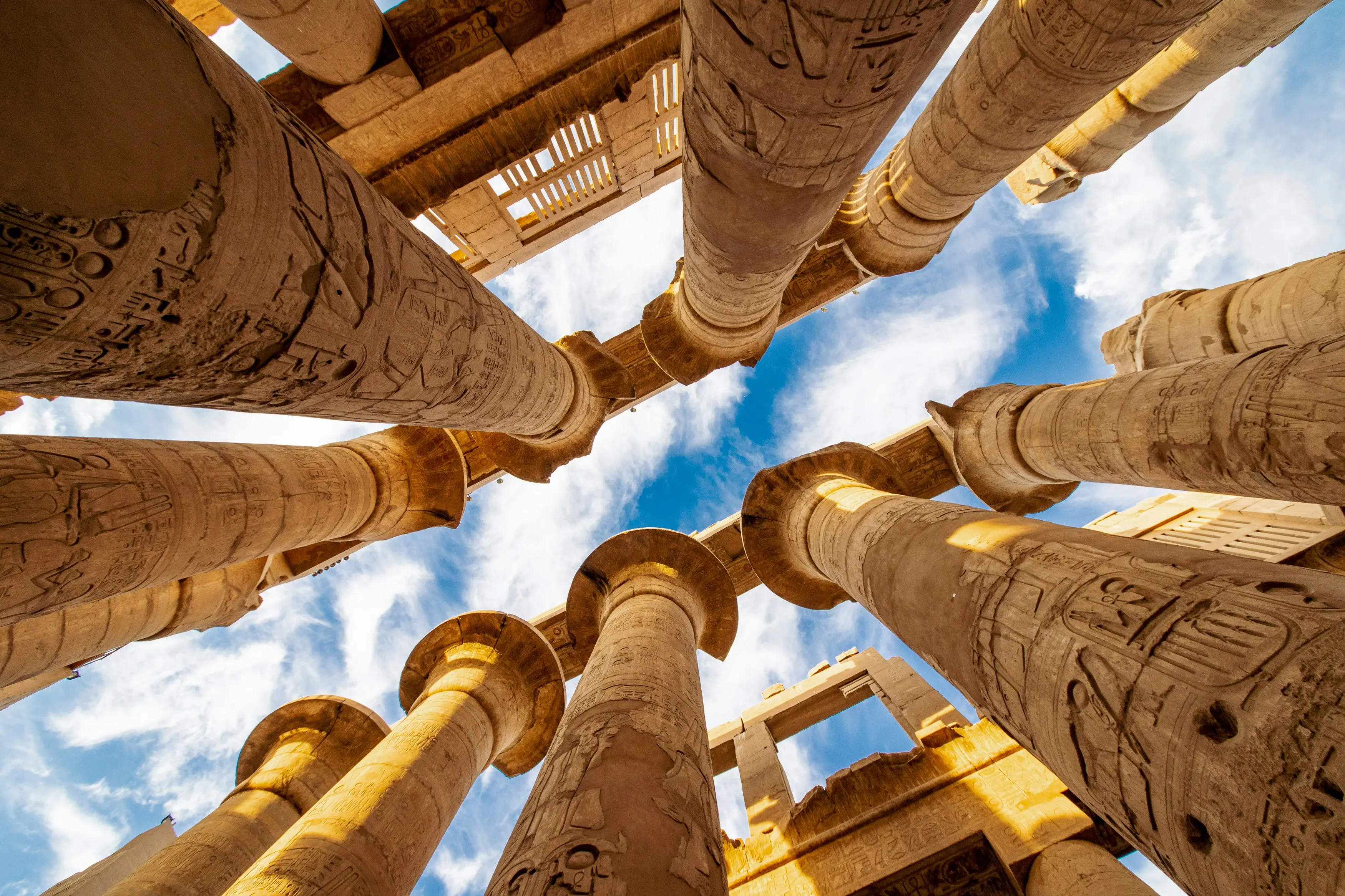 Travel insurance for Egypt - pyramids and Nile River guide