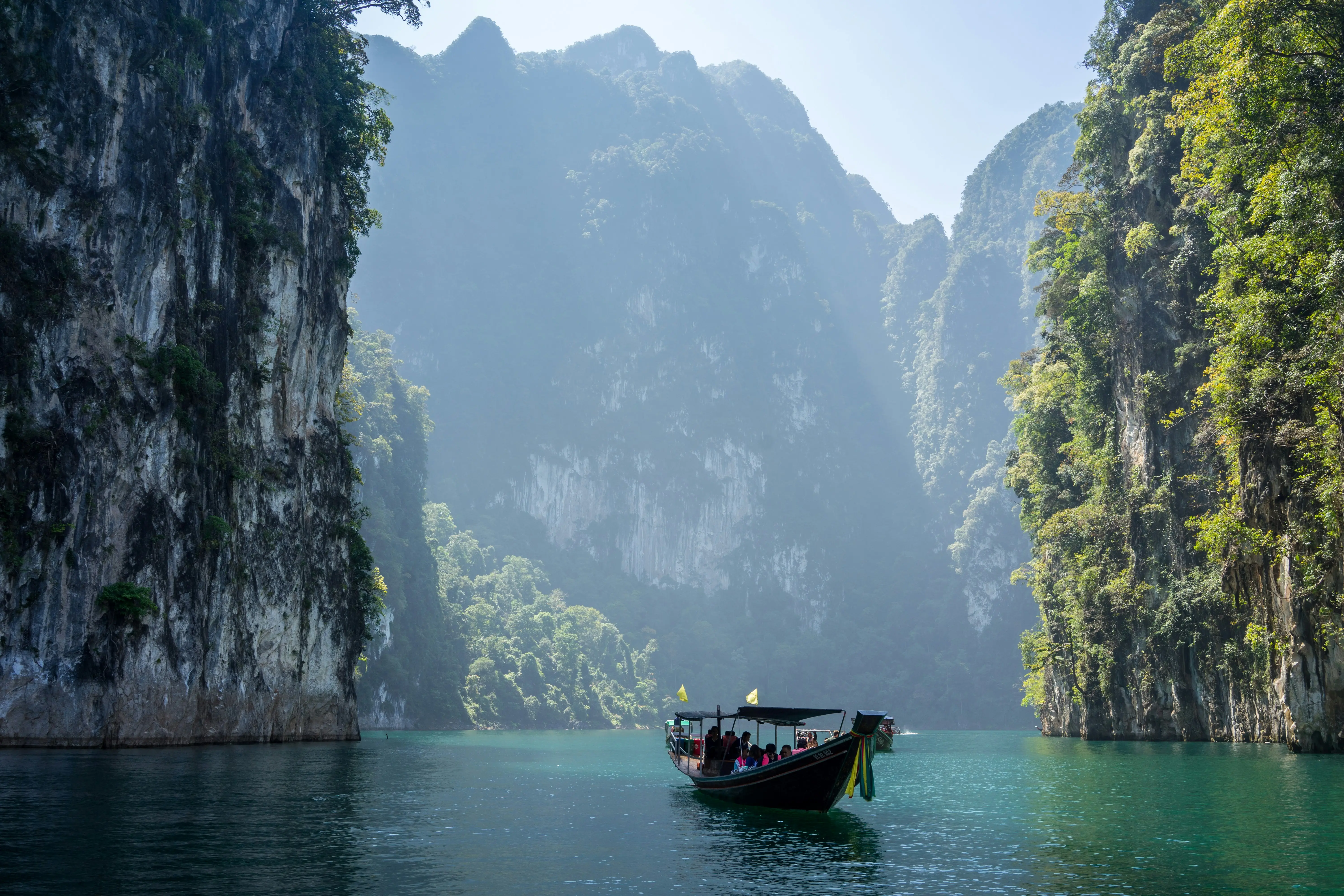 Travel insurance for Thailand - guide for expats in Spain 2026